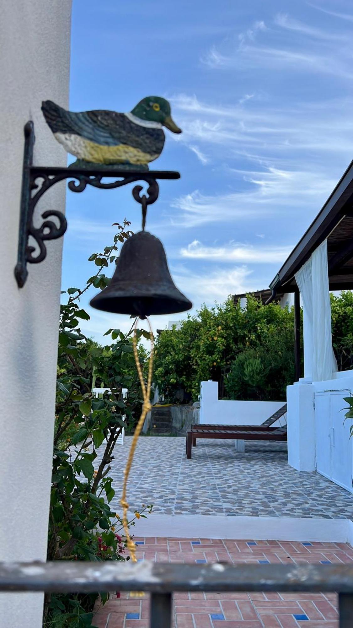 Villetta Punta Granata Санта Марина Салина Екстериор снимка